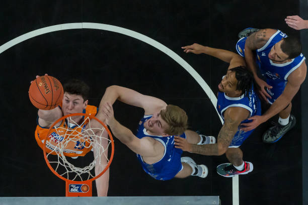 赛的锋线球 赛的锋线球